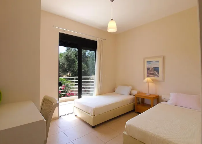 Rotunda B * Ханья