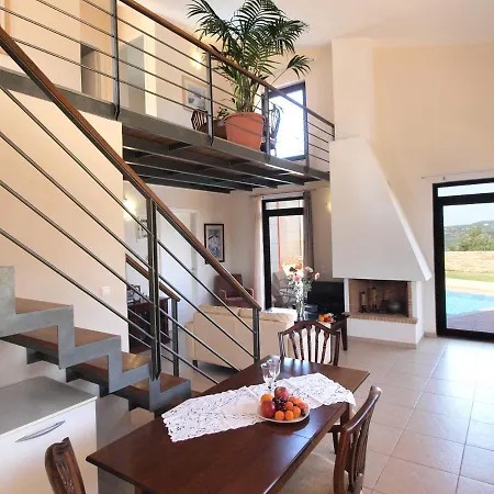 Rotunda B Villa *