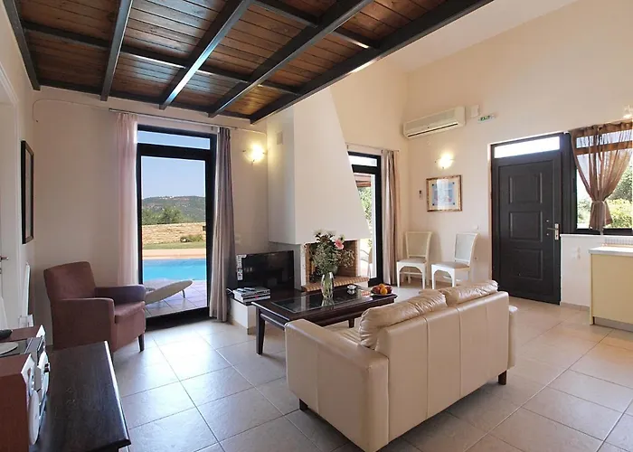 Rotunda B Villa Chania (Crete)